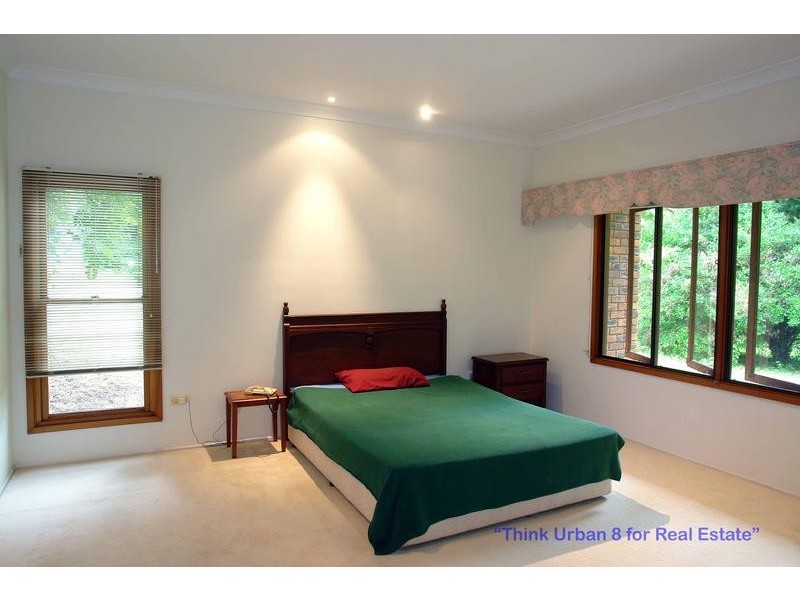 260 Rafting Ground Road, Brookfield QLD 4069